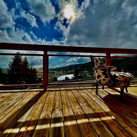 Authentique Chalet Vue Sur Le Lac Et Les Pistes เบสเซต์-แซงตานัสแตส ภายนอก รูปภาพ