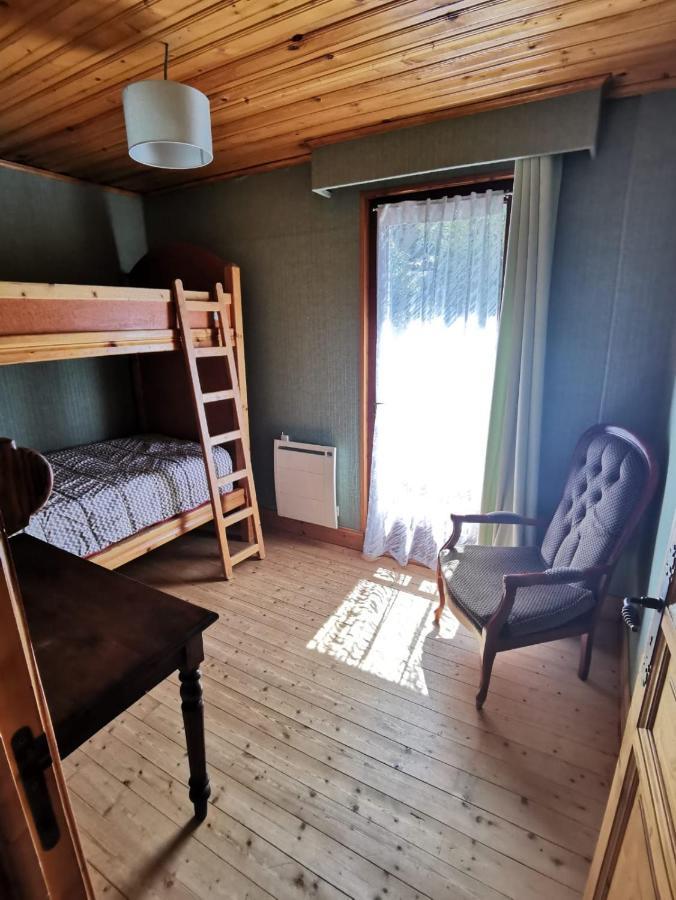 Authentique Chalet Vue Sur Le Lac Et Les Pistes เบสเซต์-แซงตานัสแตส ภายนอก รูปภาพ